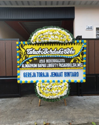 Papan Bunga Duka di Patani Timur